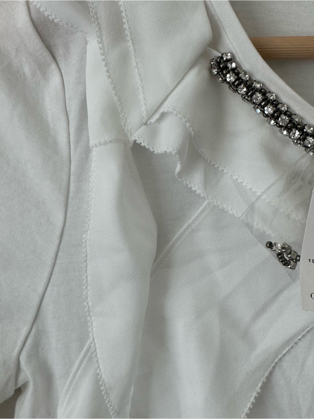 White House Black Market White Short Sleeve Top with Beaded Neck - Picture 5 of 6